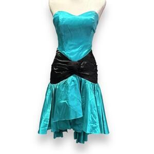 Erika's Place | Dresses | Vintage 8s Satin Tulle High Low Bow Turquoise Teal Black Strapless Prom Dress | Poshmark Erika's Place | Dresses | Vintage 8s Satin Tulle High Low Bow Turquoise Teal Black Strapless Prom Dress | Poshmark